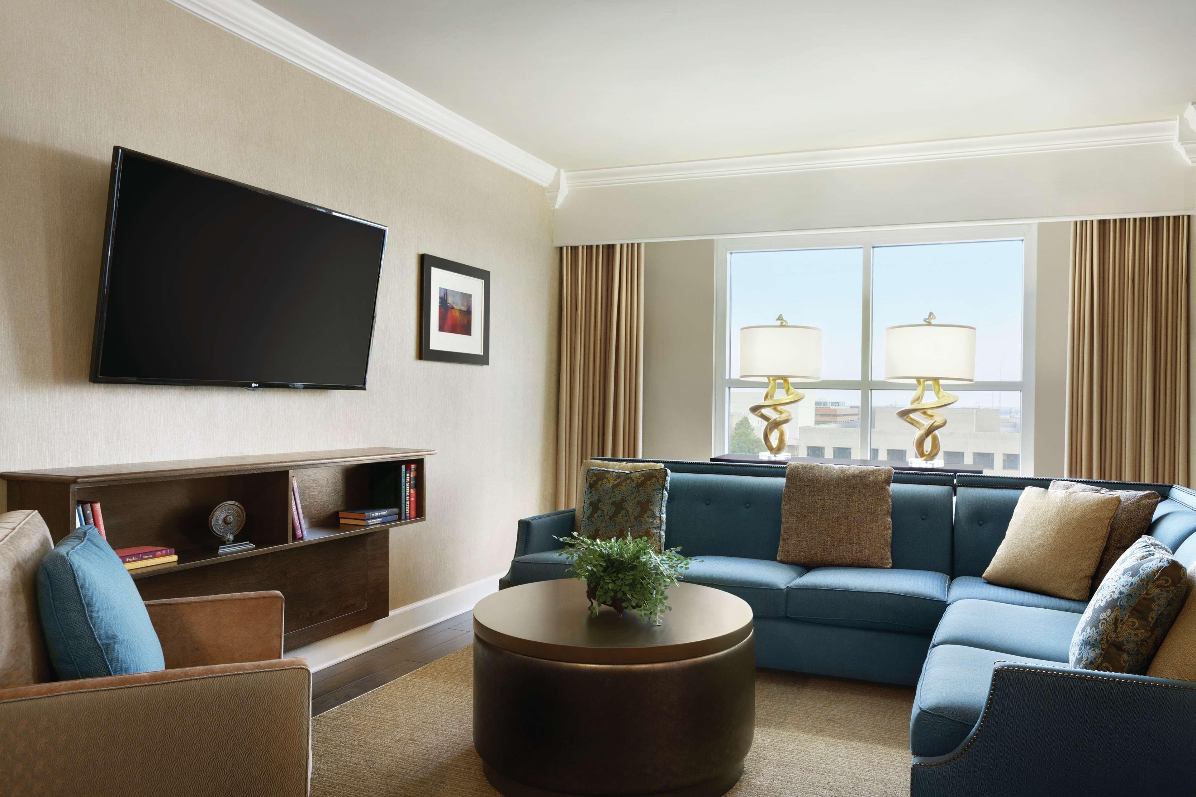 ฮิลตัน โคลัมเบีย เซ็นเตอร์ Hotel ภายนอก รูปภาพ
