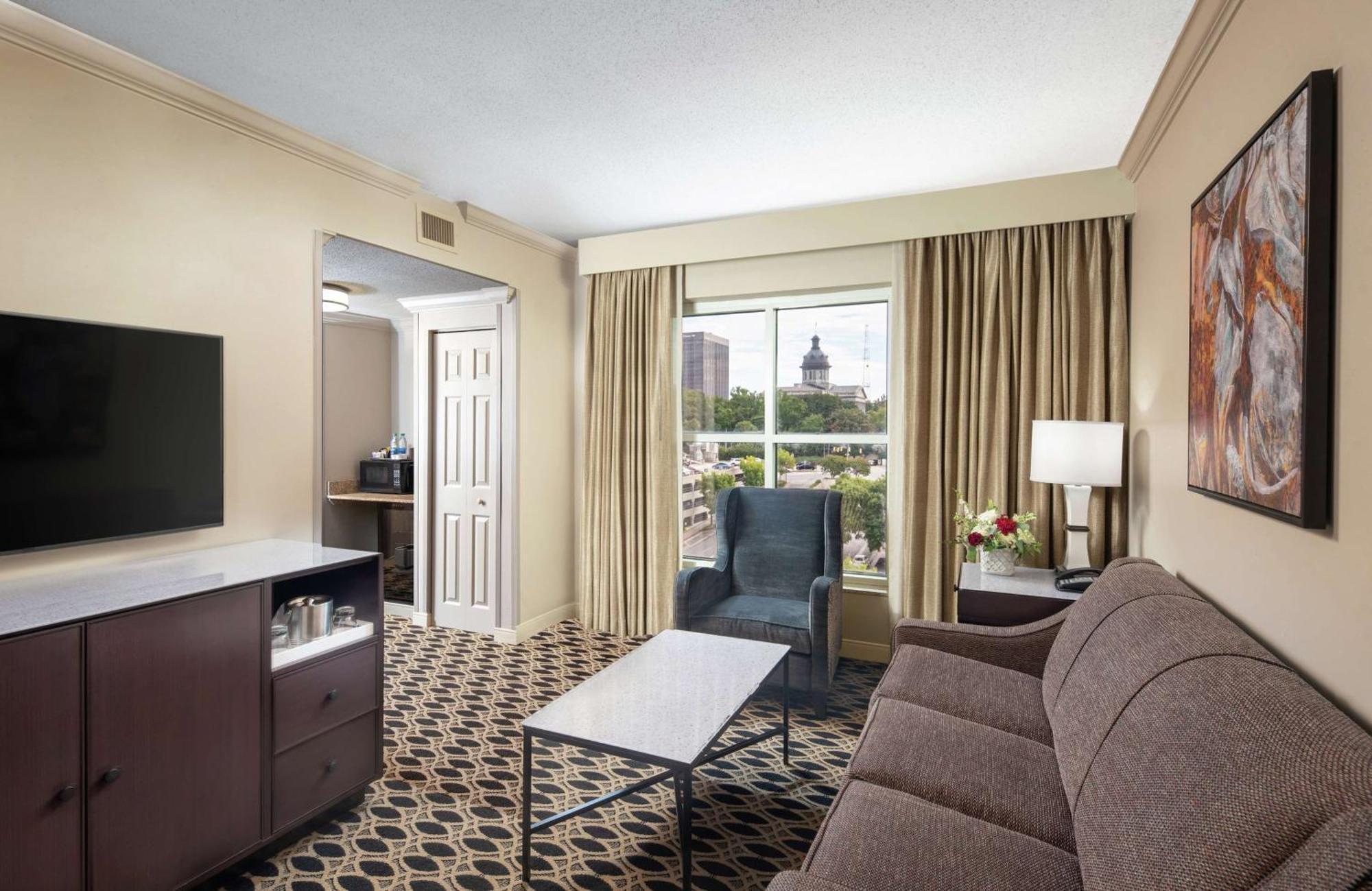 ฮิลตัน โคลัมเบีย เซ็นเตอร์ Hotel ภายนอก รูปภาพ